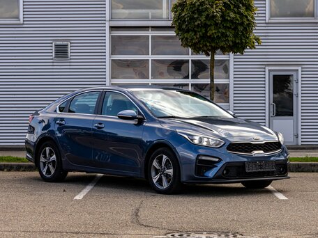 2018 Kia Cerato IV, синий, 1595000 рублей, вид 3