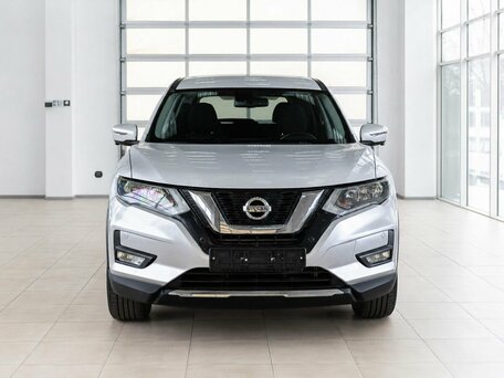 2018 Nissan X-Trail III Рестайлинг, серебристый, 2000000 рублей, вид 2