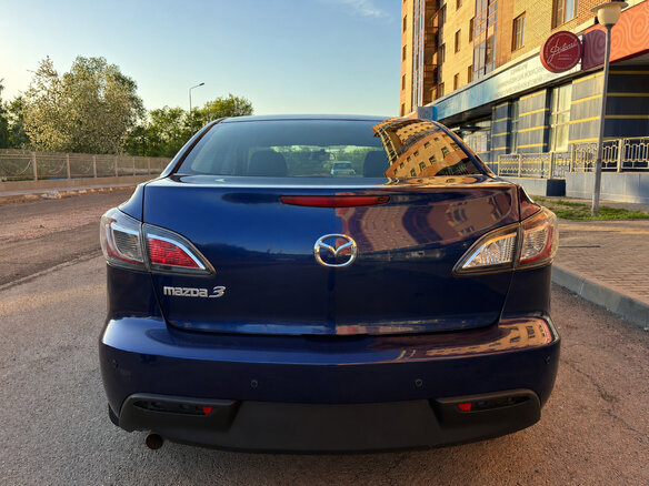 2009 Mazda 3 II (BL), синий, 900000 рублей - вид 4