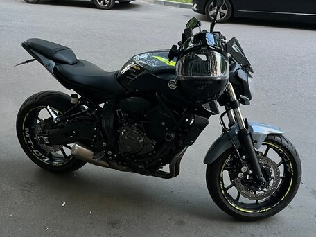 2020 Yamaha MT-07 (FZ-07), серый, 820000 рублей, вид 3