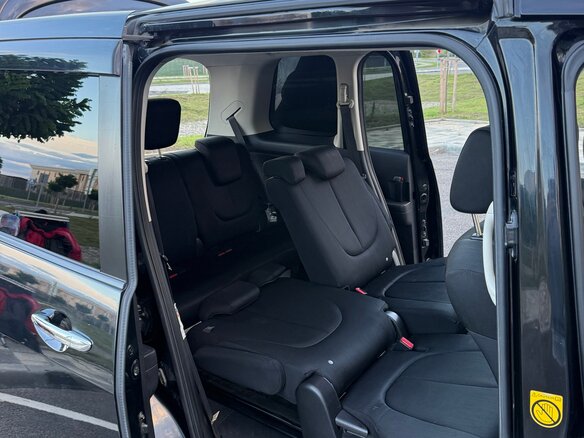 2015 Mazda Biante SkyActiv, чёрный, 1450000 рублей - вид 9