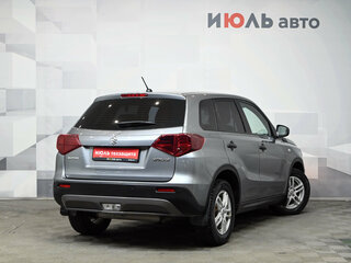 2021 Suzuki Vitara II Рестайлинг, серебристый, 1350000 рублей, вид 4