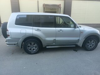 2002 Mitsubishi Pajero III, серый, 850000 рублей, вид 2