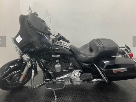 2012 Harley-Davidson Electra Glide, чёрный, 699000 рублей, вид 2