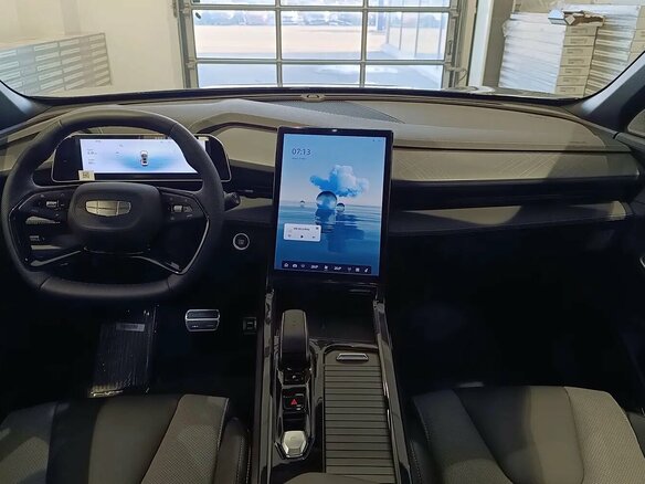 2026 Geely Cityray, серый - вид 4