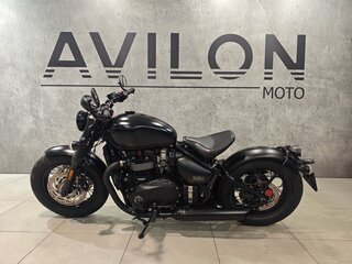 2018 Triumph Bonneville Bobber, чёрный, 970000 рублей, вид 2
