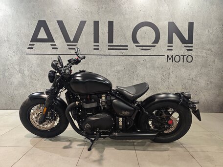 2018 Triumph Bonneville Bobber, чёрный, 970000 рублей, вид 2