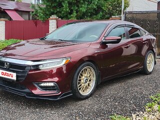 2019 Honda Insight III, красный, 1700000 рублей, вид 1
