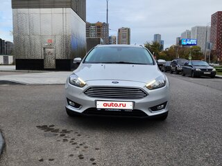 2019 Ford Focus III Рестайлинг, серебристый, 1990000 рублей, вид 3