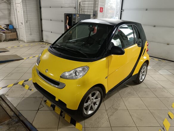 2015 Smart Fortwo II, жёлтый, 870000 рублей - вид 1