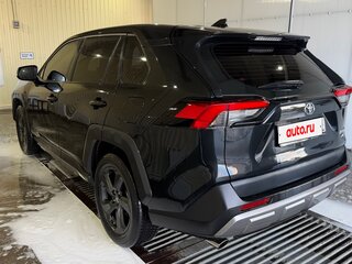 2022 Toyota RAV4 V (XA50), чёрный, 3450000 рублей, вид 4
