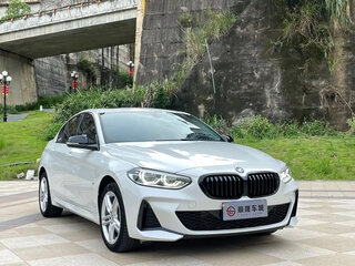 2023 BMW 1 серии 120i III (F52) Рестайлинг, белый, 1795100 рублей, вид 3