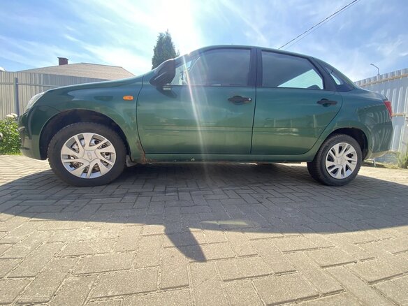 2015 Lada (ВАЗ) Granta I, зелёный, 420000 рублей - вид 5