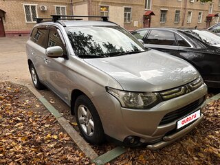 2013 Mitsubishi Outlander III, серебристый, 1280000 рублей, вид 2