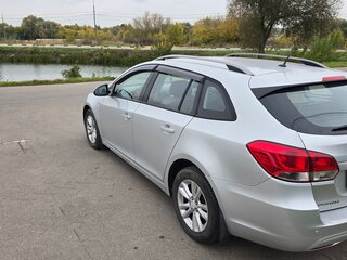 2013 Chevrolet Cruze I Рестайлинг, серебристый, 750000 рублей, вид 5