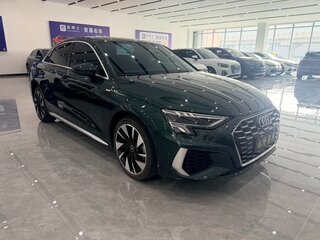 2022 Audi A3 35 TFSI IV (8Y), чёрный, 1740000 рублей, вид 3