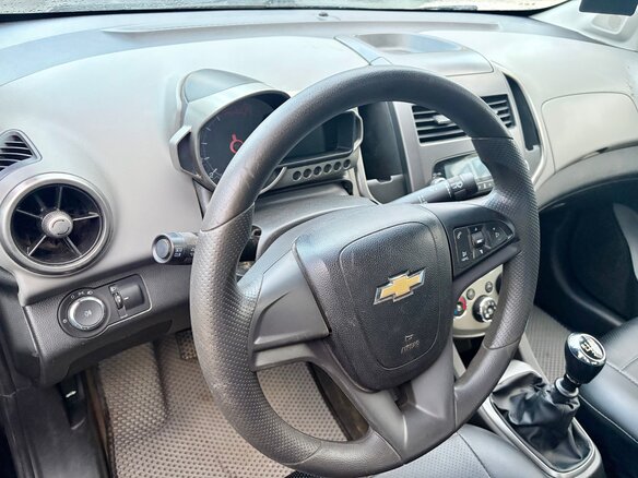 2013 Chevrolet Aveo II, чёрный - вид 13