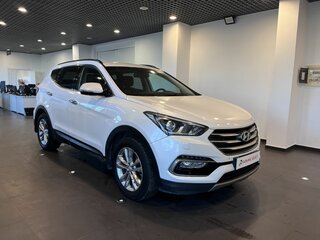 2017 Hyundai Santa Fe III Рестайлинг, белый, 2450000 рублей, вид 1