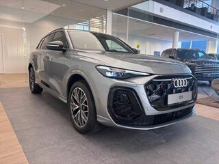 2026 Audi Q5 L III (GU), серебристый, 6750000 рублей, вид 2