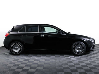 2019 Mercedes-Benz A-Класс 200 IV (W177), чёрный, 1826000 рублей, вид 4
