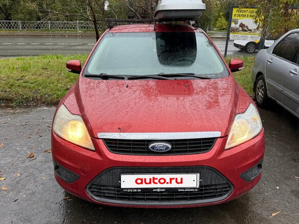 2008 Ford Focus II Рестайлинг, красный, 400000 рублей - вид 19