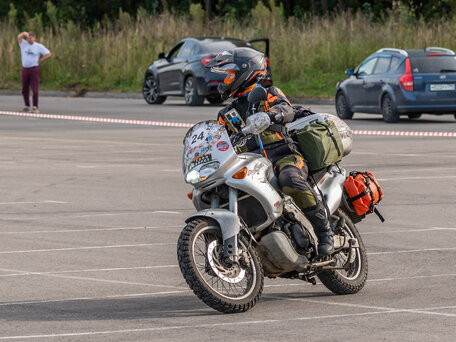 2000 Aprilia Pegaso 650, серебристый, 250000 рублей, вид 4