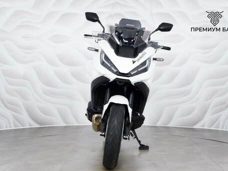 2023 Honda NT1100, белый, 1499000 рублей, вид 4