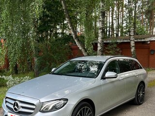 2019 Mercedes-Benz E-Класс 220 d V (W213, S213, C238), серый, 2800000 рублей, вид 2