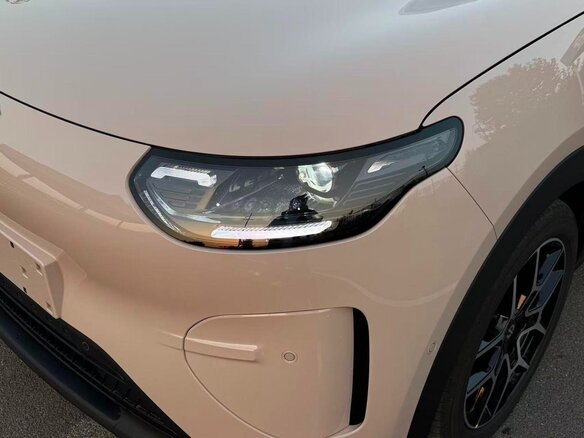 2026 Leapmotor A10 53 kWh, бежевый, 2050000 рублей - вид 32