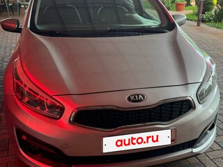 2018 Kia Ceed II Рестайлинг, серебристый, 1050000 рублей, вид 1
