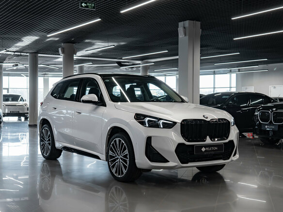 2026 BMW X1 Long 25Li xDrive III (U11/U12), белый, 5800000 рублей - вид 1