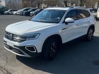 2022 Volkswagen Tayron I, белый, 2780000 рублей, вид 1