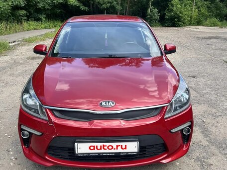 2017 Kia Rio IV, красный, 1030000 рублей, вид 1