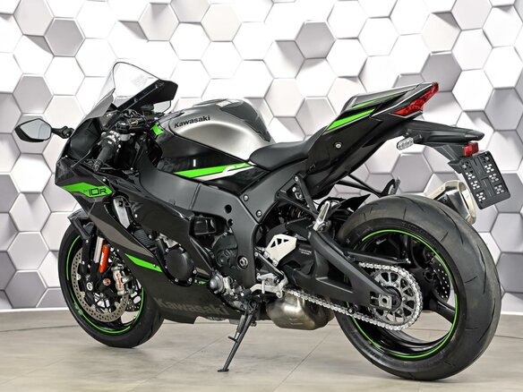 2024 Kawasaki ZX-10R Ninja, чёрный, 1977000 рублей - вид 7
