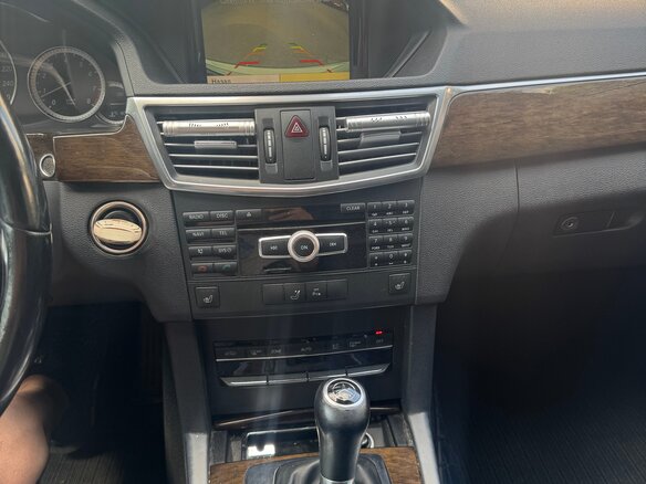 2011 Mercedes-Benz E-Класс 200 5G-Tronic IV (W212, S212, C207), белый - вид 13