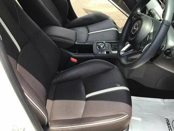 2023 Mazda CX-3 I Рестайлинг, белый, 1430000 рублей - вид 9
