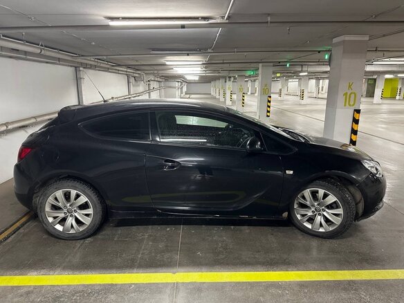 2012 Opel Astra GTC J Рестайлинг, чёрный, 625000 рублей - вид 6