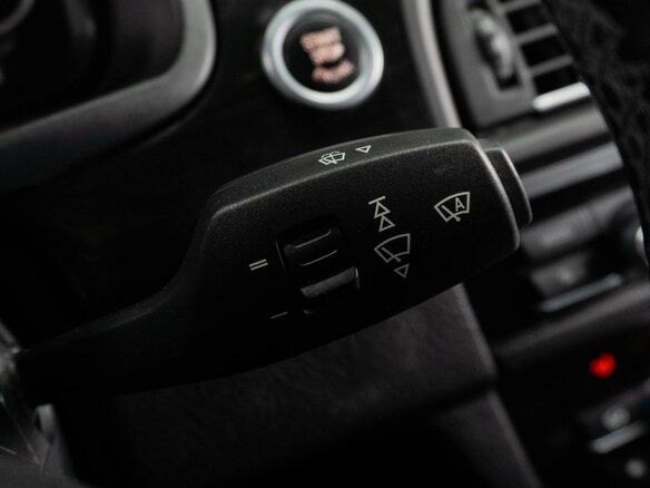 2010 BMW 5 серии 523i VI (F10/F11/F07), белый, 1900000 рублей - вид 14