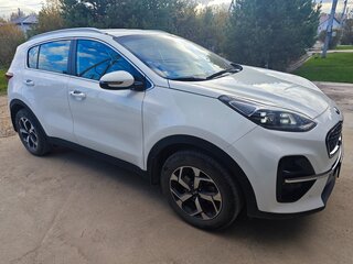 2019 Kia Sportage IV Рестайлинг, белый, 2100000 рублей, вид 2