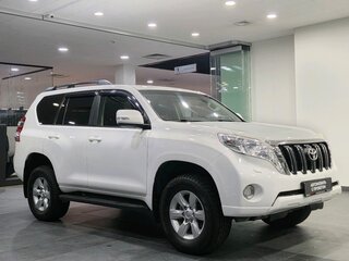2014 Toyota Land Cruiser Prado 4-speed 150 Series Рестайлинг 1, белый, 3250000 рублей, вид 4