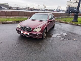 2005 Mercedes-Benz C-Класс 240 II (W203) Рестайлинг, красный, 509000 рублей, вид 2