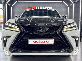 2019 Lexus LX 570 III Рестайлинг 2, белый, 11290000 рублей, вид 3