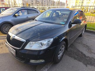 2013 Skoda Octavia II (A5) Рестайлинг, чёрный, 699000 рублей, вид 1