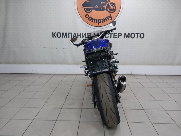 2017 Yamaha MT-10, синий, 1125000 рублей - вид 3