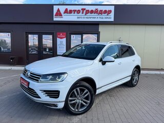 2016 Volkswagen Touareg II Рестайлинг, белый, 2350000 рублей, вид 1