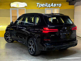 2026 BMW X5 Long 30Li IV (G05/G18) Рестайлинг, чёрный, 9999000 рублей, вид 4