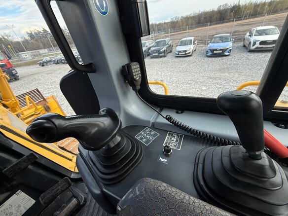 2017 Komatsu D65, жёлтый, 12300000 рублей - вид 14