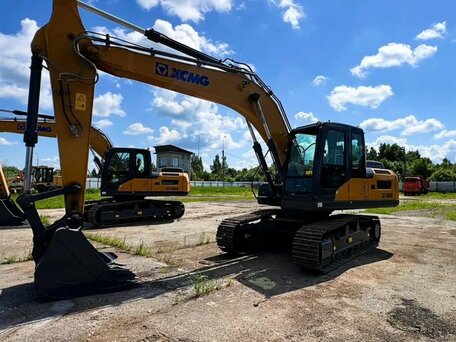 2023 XCMG XE180DN, золотистый, 7673496 рублей, вид 3