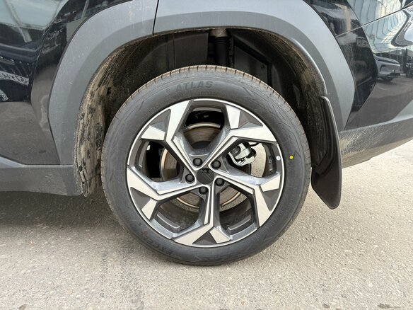 2026 Geely Atlas II, чёрный, 4119990 рублей - вид 8