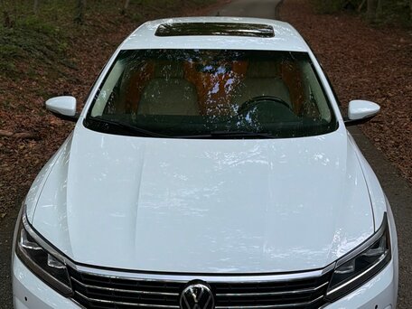 2016 Volkswagen Passat (North America and China) I Рестайлинг, белый, 1650000 рублей, вид 2
